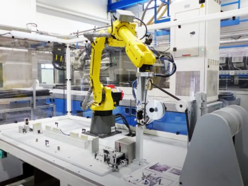 Offre d'emploi Technicien(ne) Régleur Injection plastique (H/F) La française des plastiques (LFP)
