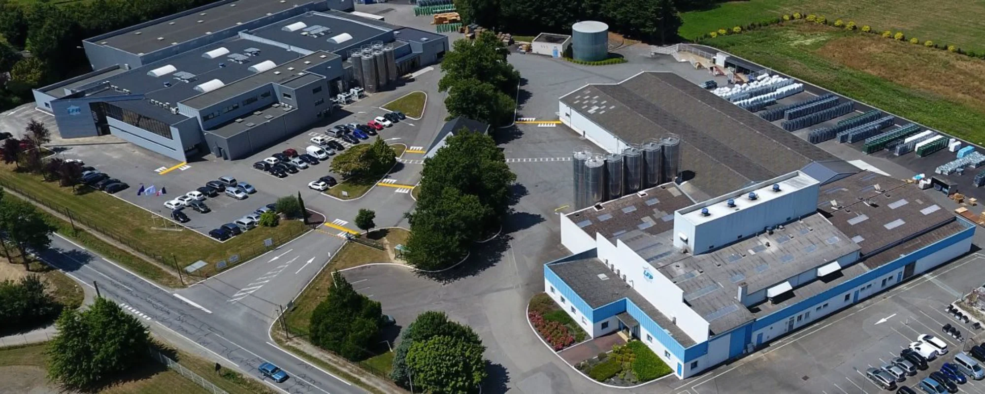 La française des plastiques (LFP) entreprise de Injection plastique, Extrusion plastique, Fabrication de machines spéciales Ille-et-Vilaine