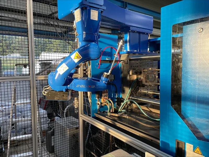 Salariés et locaux de Précis Plastic Injection (PPI) : Injection plastique, Fabrication de moules et outillages - Puy-de-Dôme