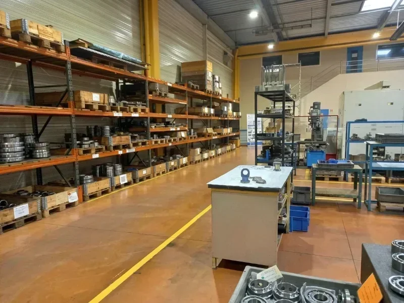 Salariés et locaux de JSM PERRIN : Usinage, Mécanique de précision, Atelier d'usinage - Loiret