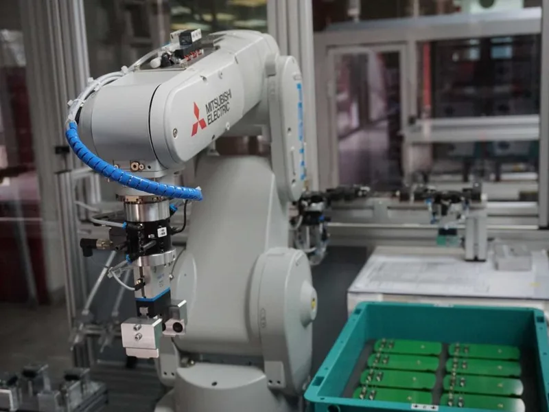 CIM Atlantique - Intégration de robotique, vision industrielle et machines spéciales d’assemblage