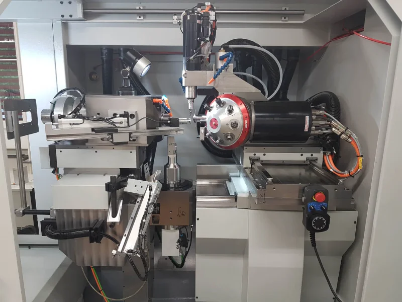 Technoswiss - Fabrication et rétrofit de machines de précision pour la microtechnique