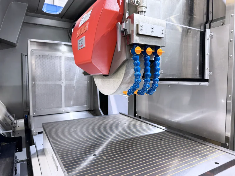 Salariés et locaux de KRAFFTER Machine Tools : Machines-outils d'occasion - Savoie