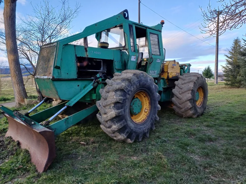 SN AGRIP - Constructeur français de tracteurs forestiers, tireurs de lignes haute tension et engins spéciaux