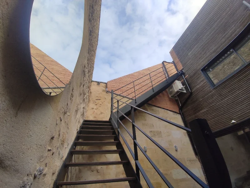 Copeaux Etincelles - Conception, fabrication et pose de constructions et d’ouvrages sur mesure en bois-métal