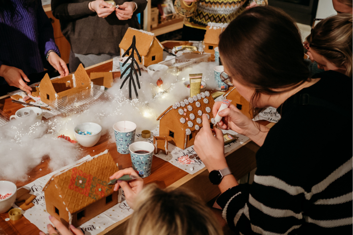 🎄 Build your own Gingerbread House  