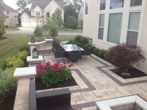Unilock Rivenstone Pavers and Sierra Walls