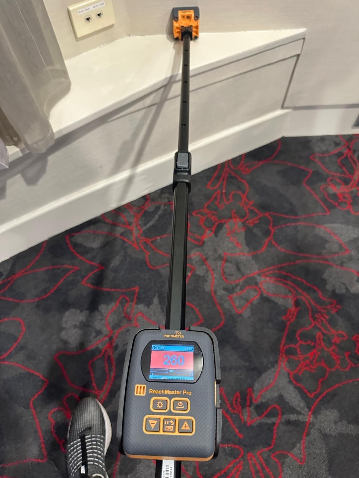 moisture meter testing floor