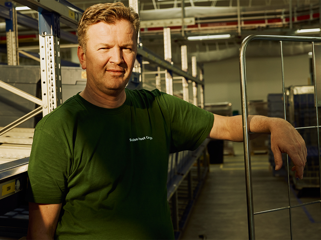 Mann auf Stapler / Logistikzentrum Fotoshooting