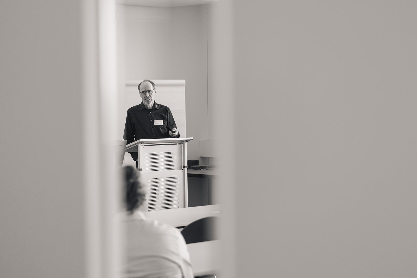 Saxofonbild auf dem Tisch / Fotoreportage