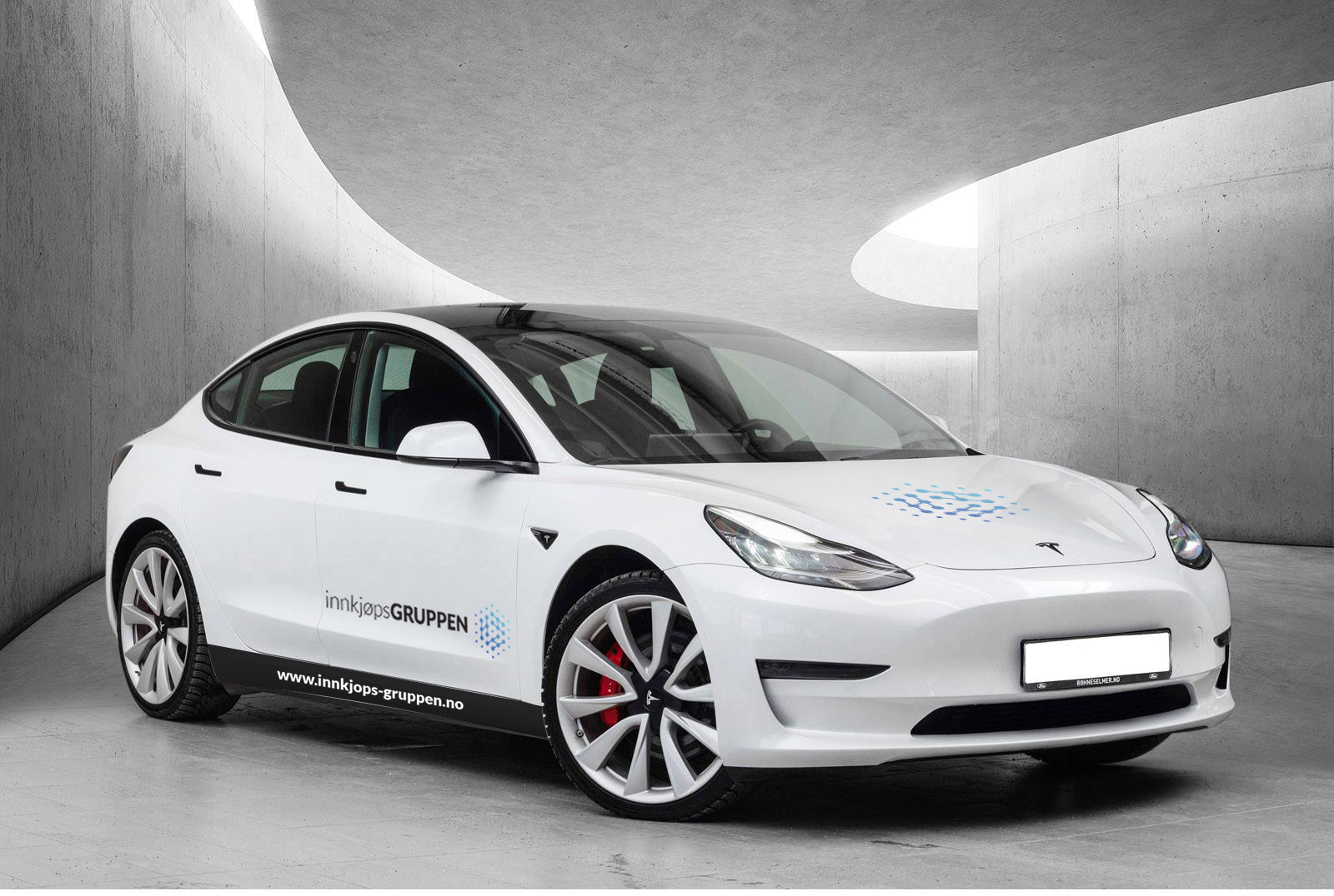 Tesla Model 3 firmabildesign for innkjøpsGRUPPEN.