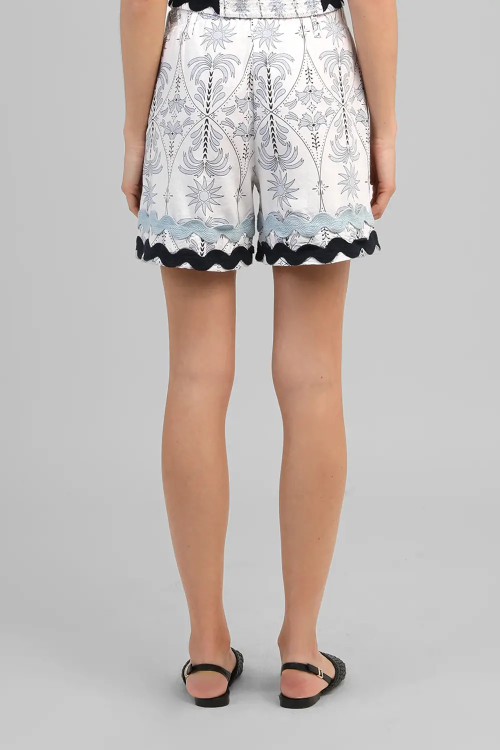 Riliane Shorts - Ecru/Sky