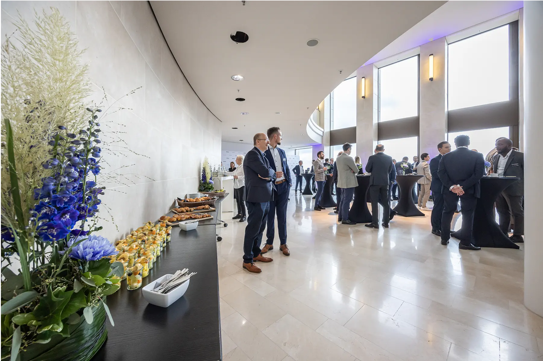 Networking beim Privatize Private Markets Summit in Frankfurt – Family Offices, Banken und ELTIF-Manager im Austausch

Networking at the Privatize Private Markets Summit in Frankfurt – Family offices, banks and ELTIF managers in conversation