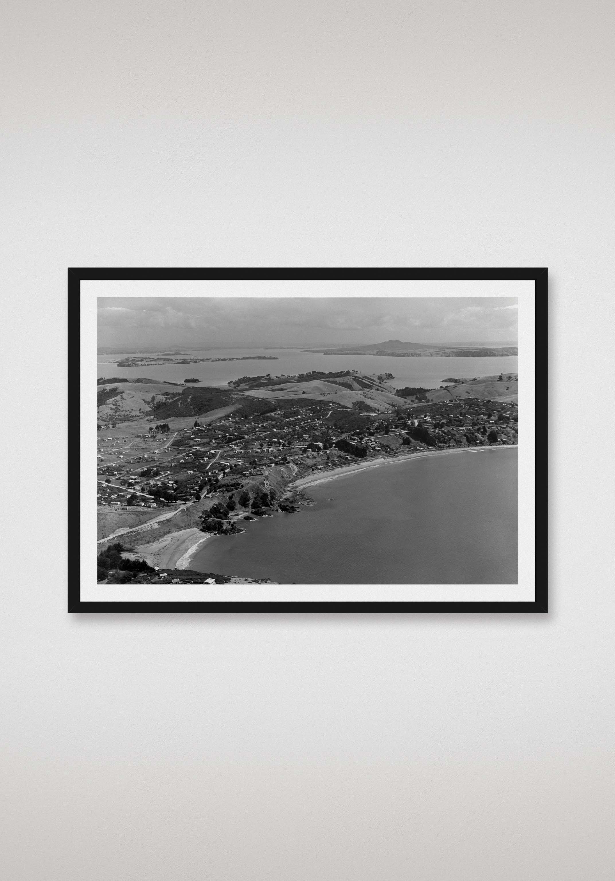 oneroa-beach-waiheke-island-1951-framed-poster-vintage-photograph-print