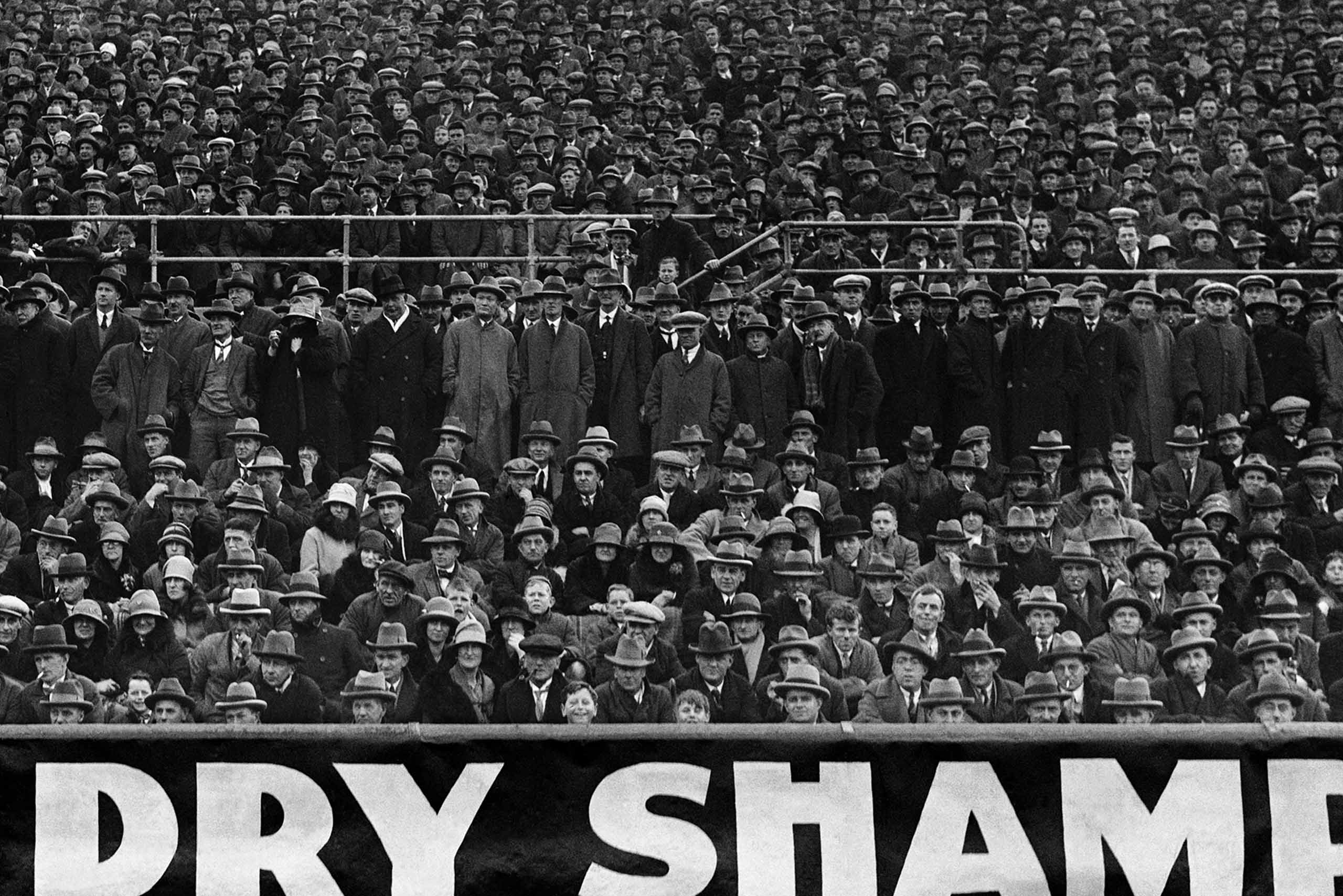 rugby-crowd-petone-vs-varsity-wellington-1927-poster-print