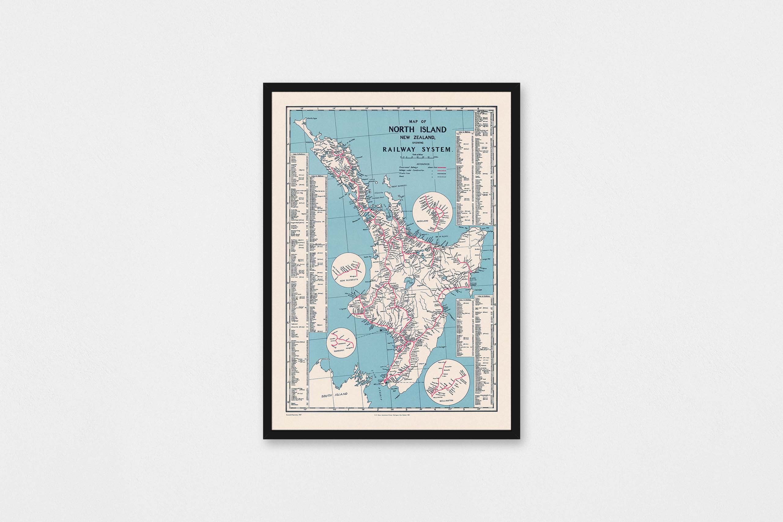 Railways Map of North Island, New Zealand 1958 historic map print – Medium black framed fine art