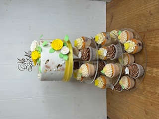 cupcakestower gelb