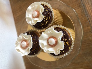 cupcakes weisse blume