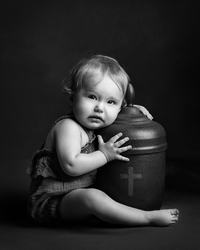 © Elin Stahre / Silver Award / Portrait Division / Newborn + Baby /