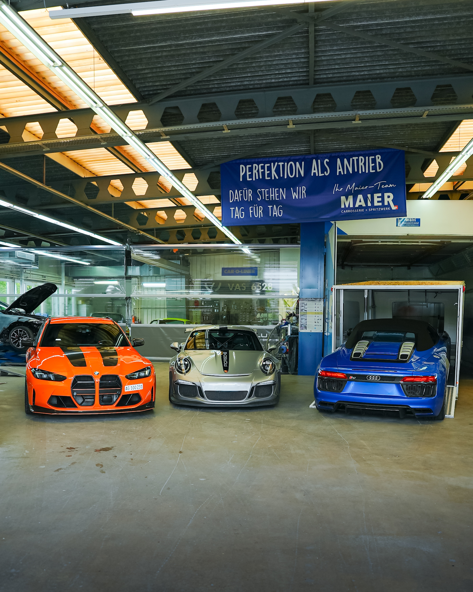 1. Sportwagen bei Maier Carrosserie in der Werkstatt