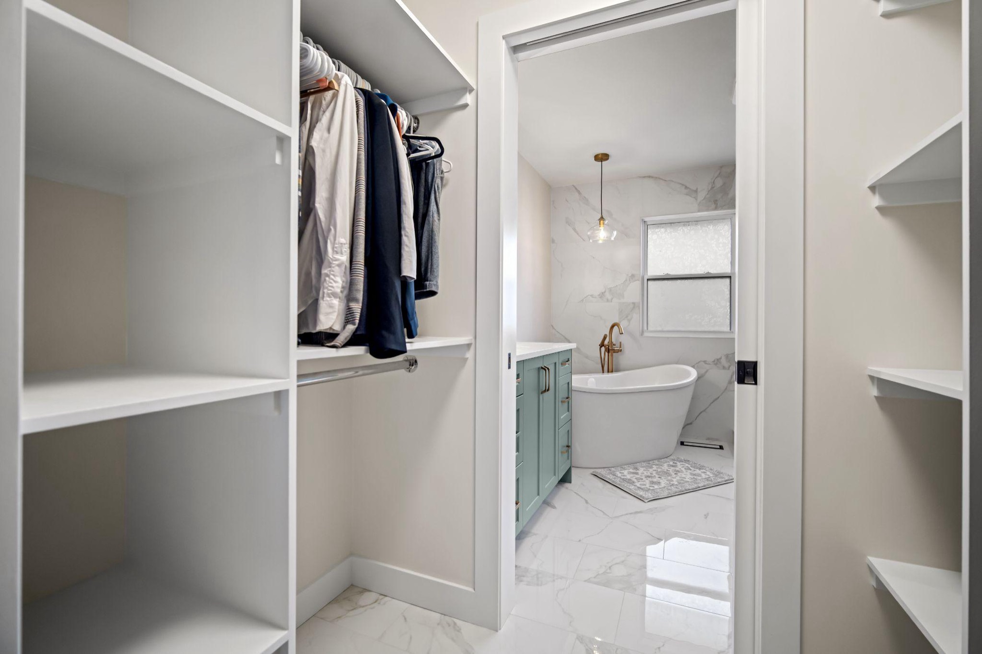The Hex and Arch Suite, finished photo 3