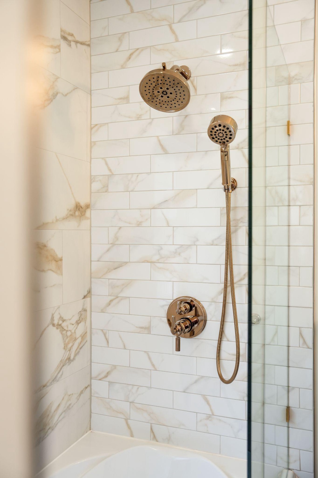Modern Luxury Ensuite, finished photo 15