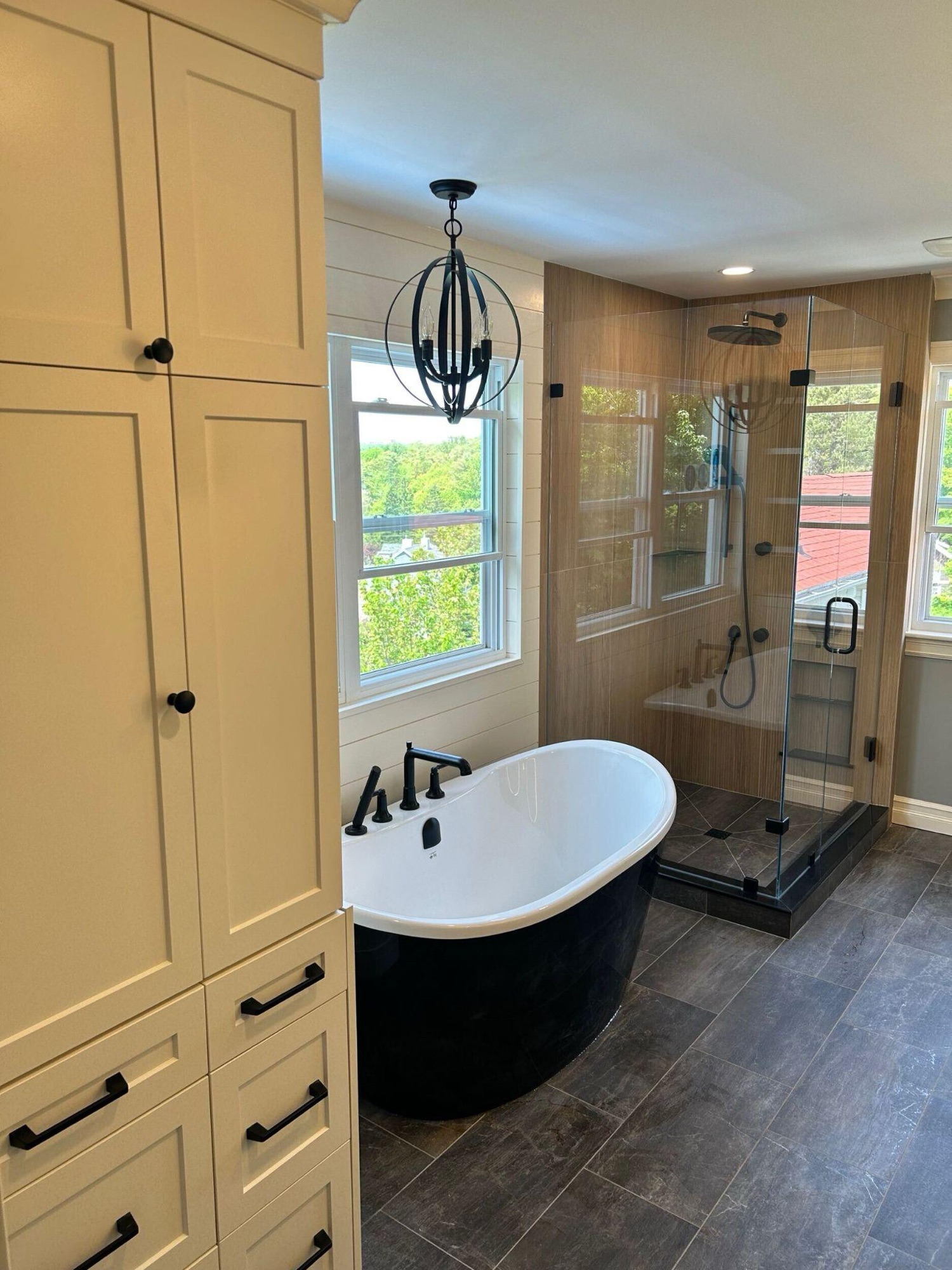 Organic Warmth Ensuite, finished photo 2