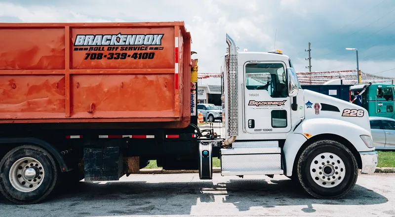 ¿Por qué elegir Brackenbox para alquilar un contenedor de 30 yardas en Chicago?