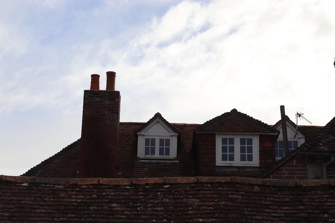 Peak Confusion: Dormer vs Gable Explained with Ease