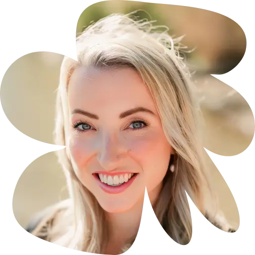 Photo of Alexis Macdonald