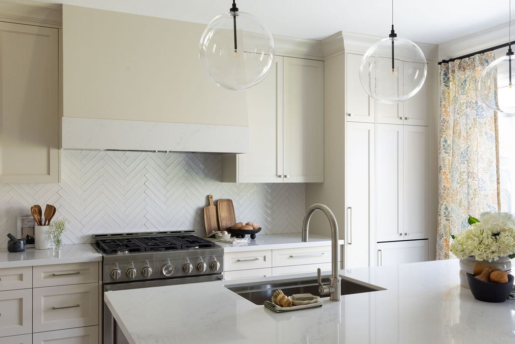 custom kitchen warm neutrals, kitchen with drapery