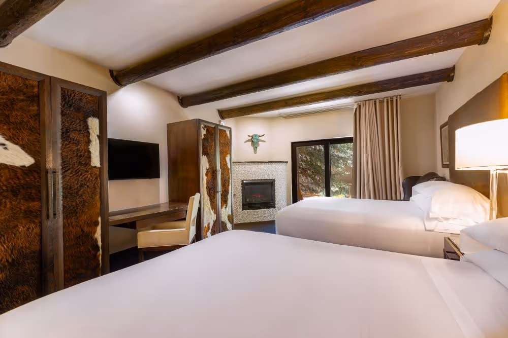 Taos Mountain Queen Room