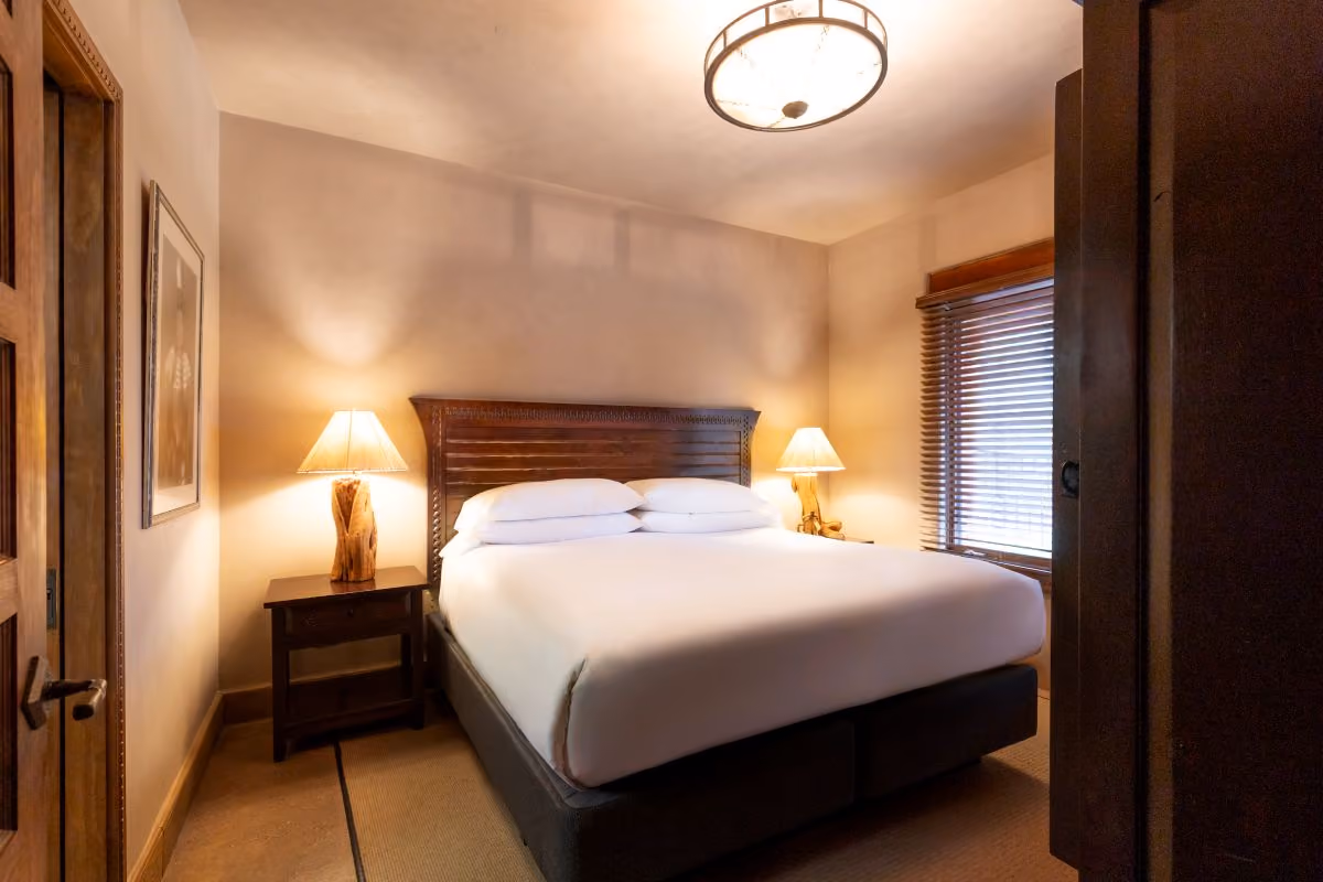 King bedroom in Taos Mountain Suite