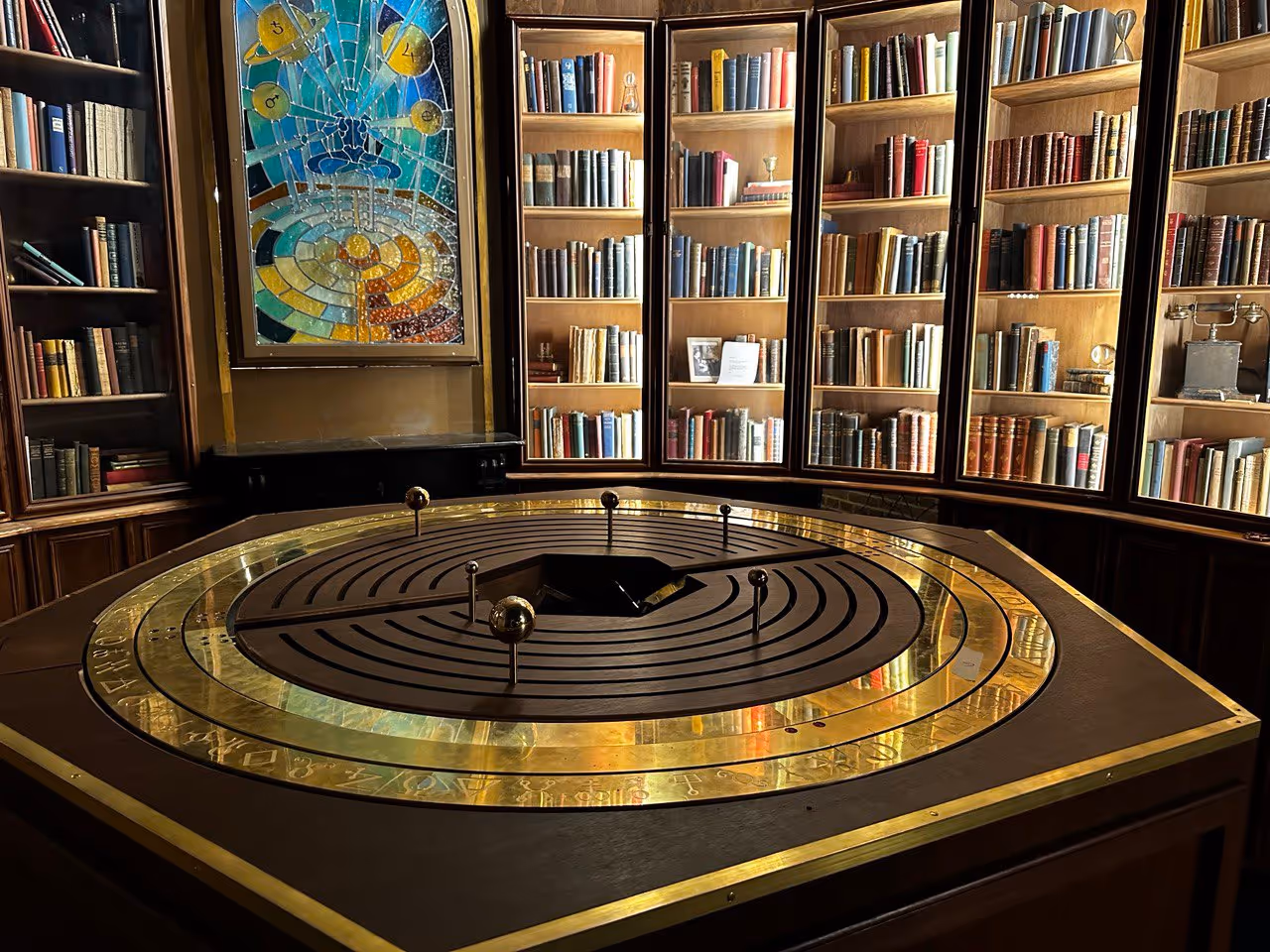 the planetary altar puzzle in the alchemist escape room in amsterdam
