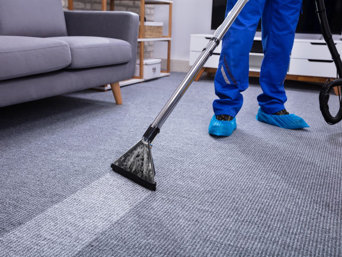 Professional carpet cleaning and deep cleaning service improving a Dayton Ohio home's appearance