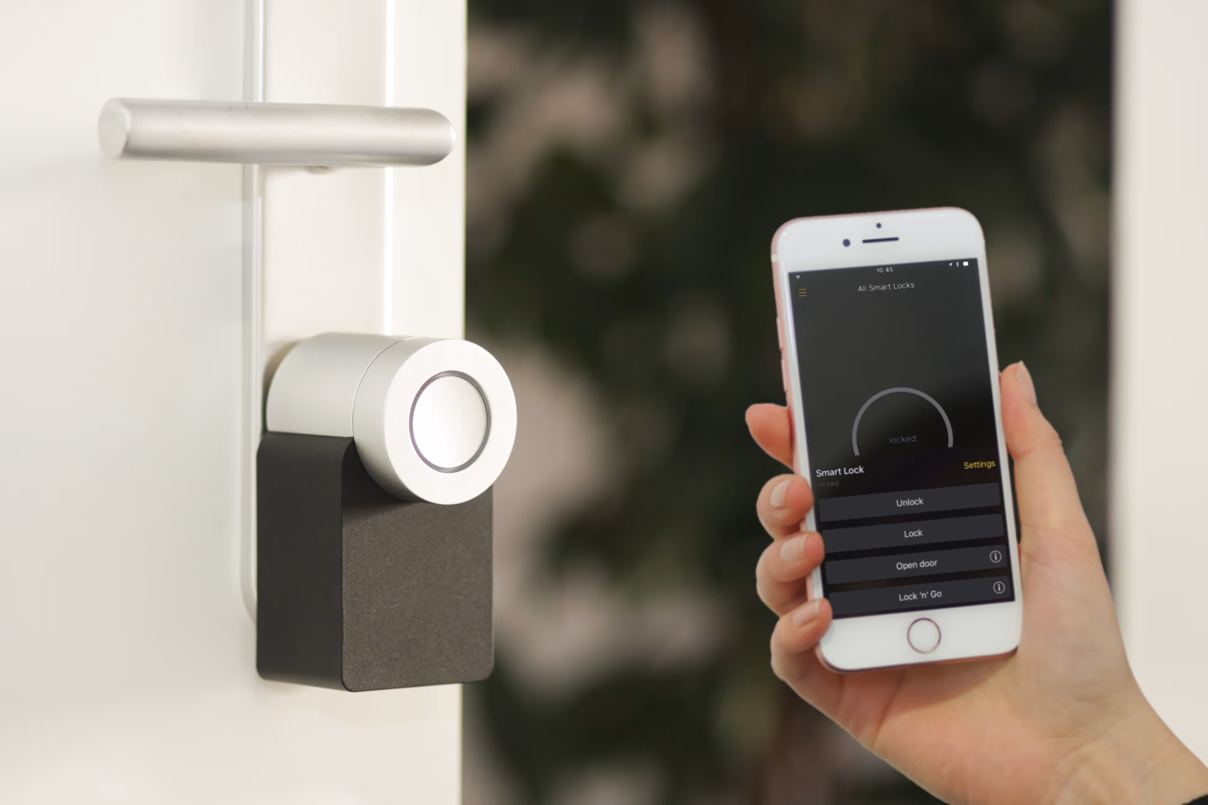 Discover the best Airbnb smart locks to enhance security and convenience for your guests. Learn about top picks like the August Smart Lock Pro, Yale Assure Smart Lock, Schlage Encode, and Kwikset Aura.
