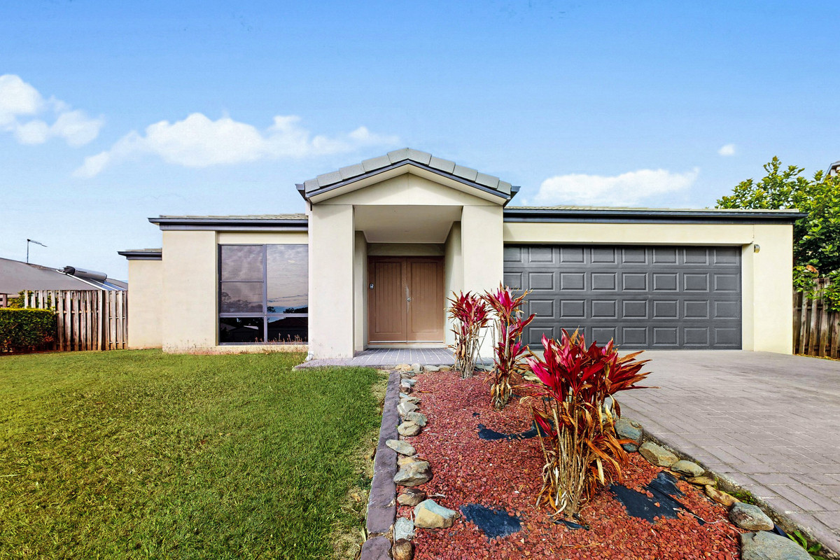 5-Bedroom Modern Home on a Large Fully Fenced Block with Separate Living to Dining!