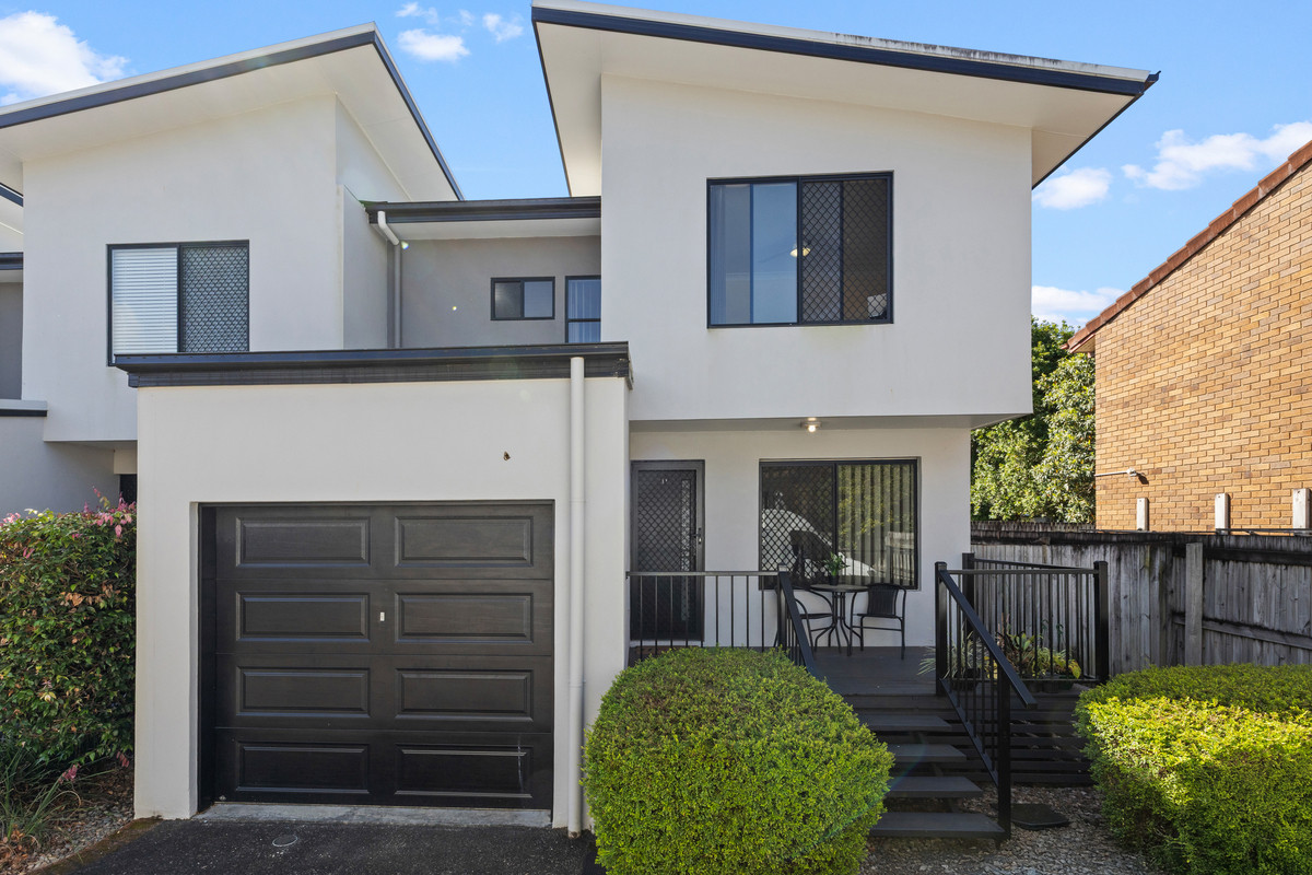 Quiet & Secure 2-Bedroom Townhouse – Prime Caboolture Location