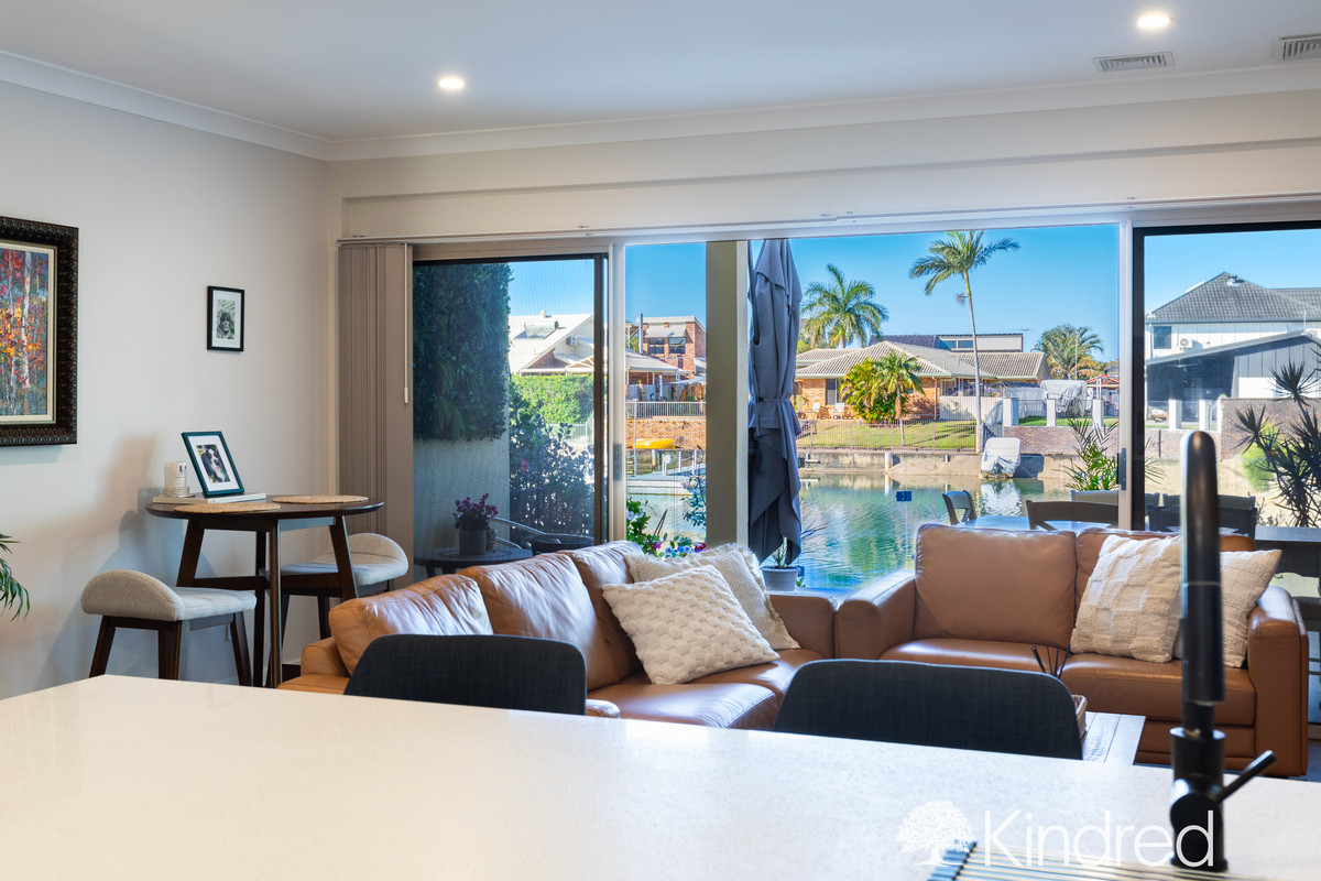 Gorgeous Canal-Front Townhome - Renovated & Ready For Summer!