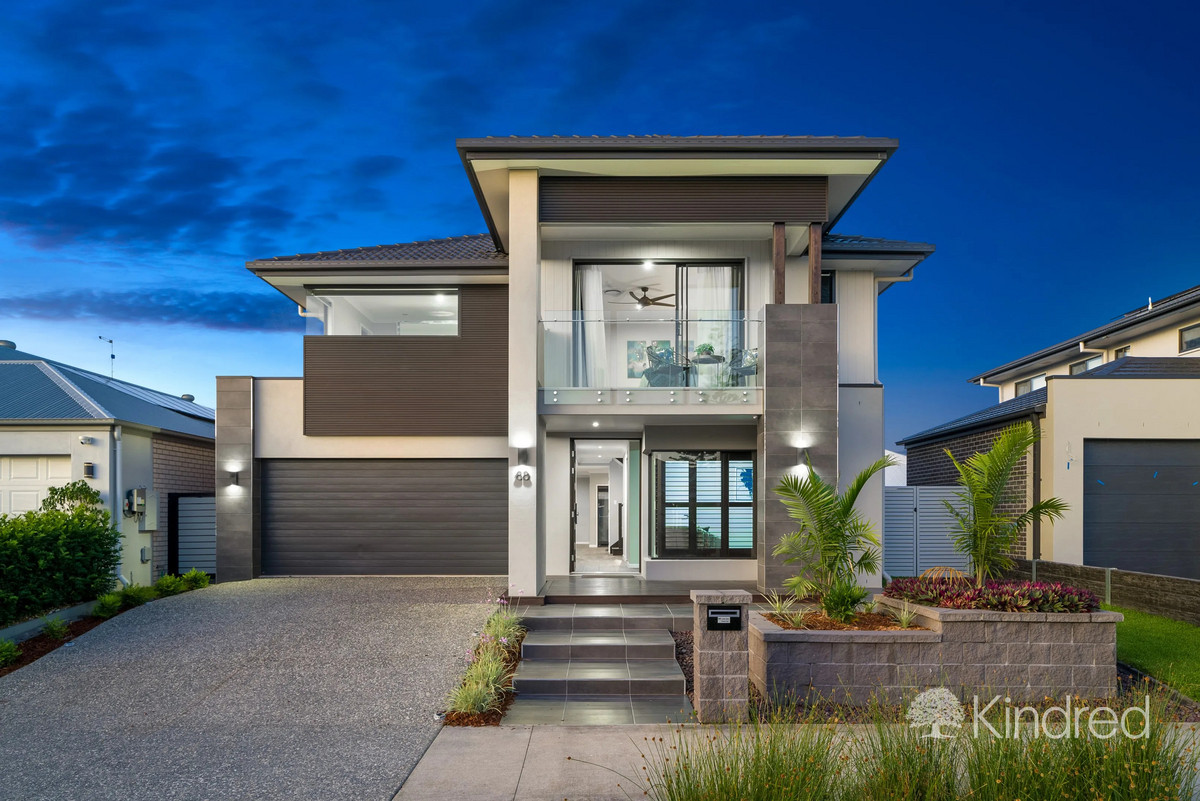 Spacious Family Living in Newport