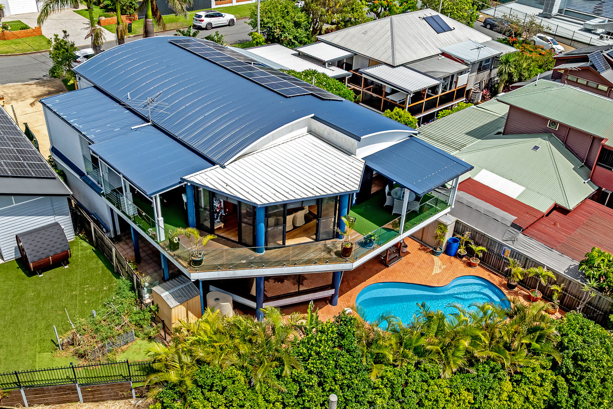 Where Family Living Meets The Best of Bayside Life