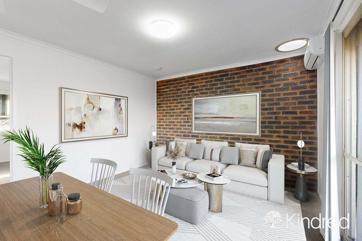 Renovated - No Body Corp - Walk to Water - Complex of 3