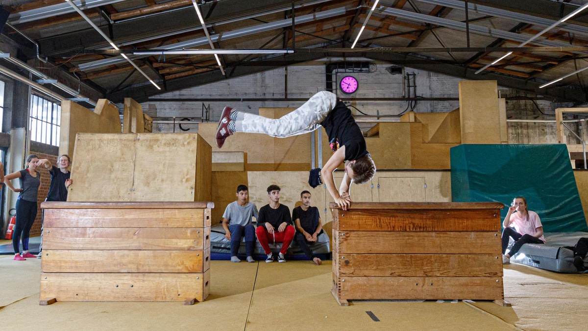 Der Verein Parkour Creation kann kostenlose Kursteilnahmen anbieten dank des Erlöses durch den HafenCity Run 2026.