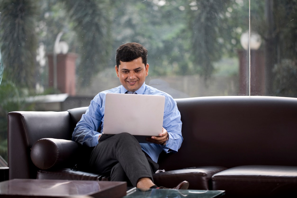 HNWIs often face complex financial scenarios involving diverse asset portfolios, multi-generational wealth planning, and intricate tax structures. Private banking helps streamline these challenges. 