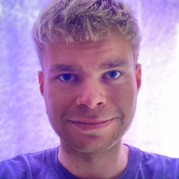 🎹 Klavierunterricht, Bassunterricht, Gesangsunterricht & Musikproduktion – vielseitig und mit Leidenschaft