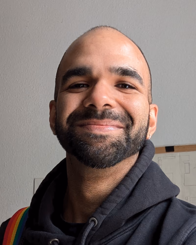 🎤 Gesangsunterricht mit Inspiration – von Pop bis Soul, mit Spaß zur eigenen Stimme