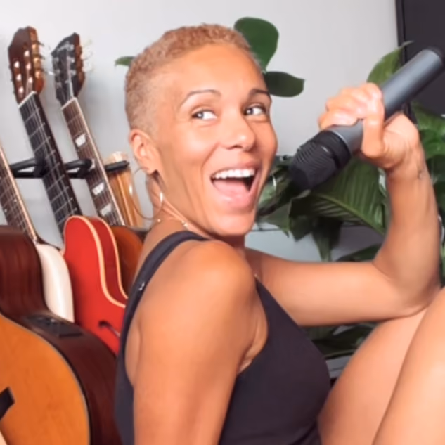 🎤 Entfalte deine Stimme – Gesangsunterricht für Ausdruck und Kreativität
