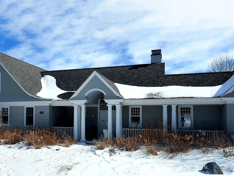 GRANTS CASE Beautiful Us East Coast Home With Integral Blinds