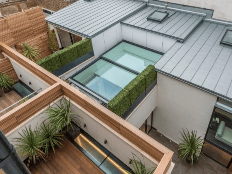 GRANTS CASE Kensington Lightwell