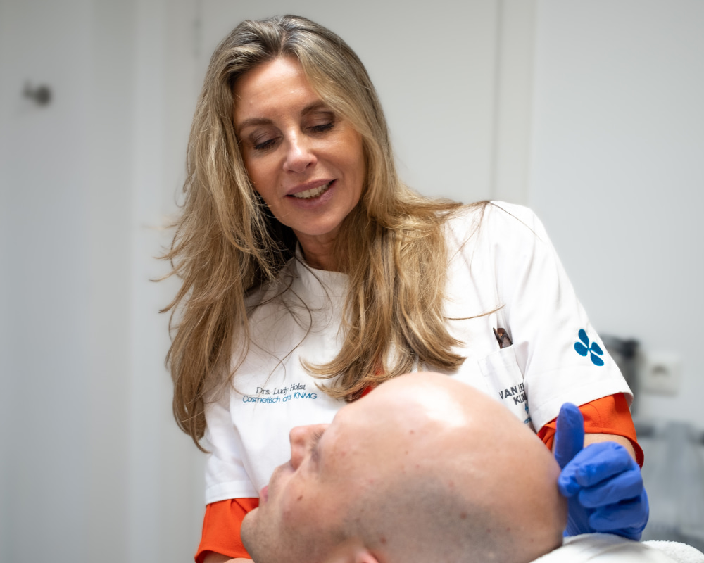behandelen met Hyaluronzuur fillers